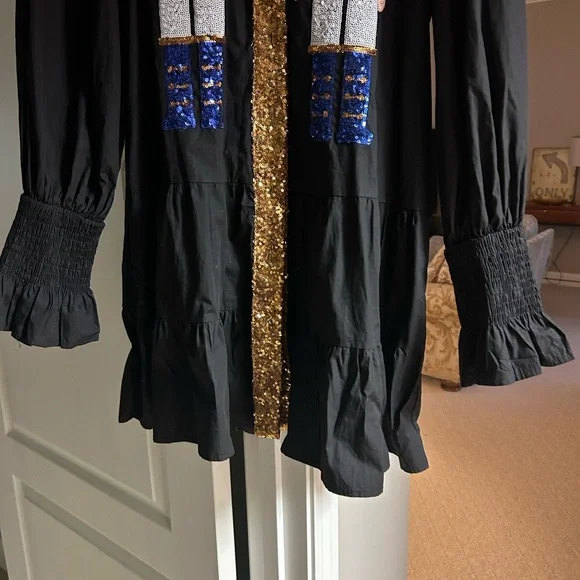 Nutcracker Gold/black Sequin Detail dress - Picture 6 of 6